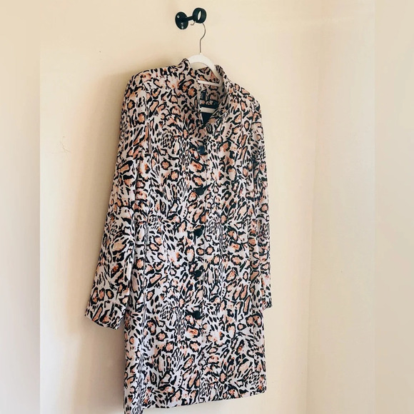 Dennis Basso Printed Twill Button Front Jacket - Leopard Print - Size S - Picture 3 of 16